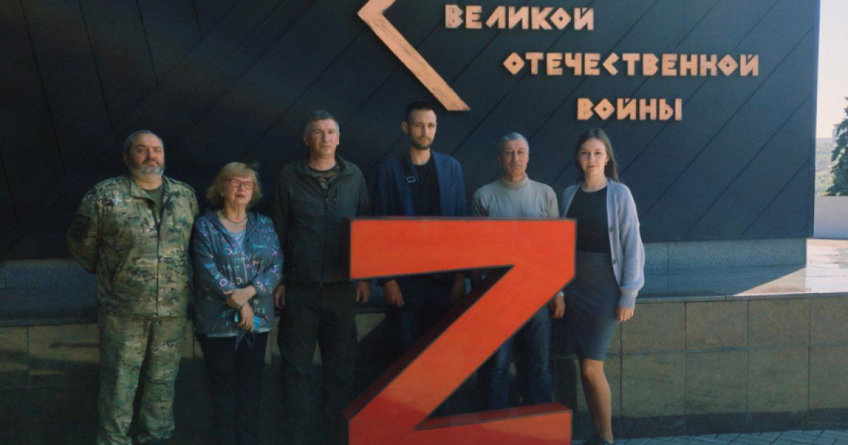 Штаб помощи Донбассу в Абхазии передал символ «Z» в Донецкий республиканский краеведческий музей
