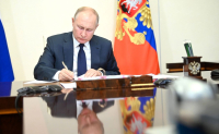 Владимир Путин поручил обеспечить продвижение русского языка и культуры за рубежом